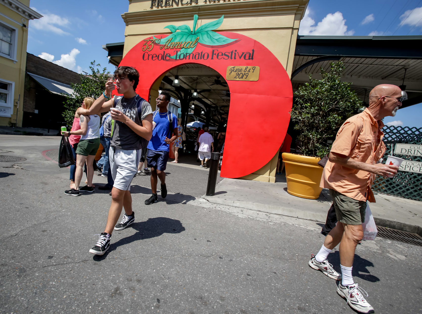 NO.tomatofest.060919.1366.jpg
